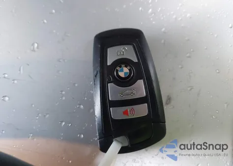 2013 BMW 528I из США, поврежденный, VIN WBAXG5C55DD232667